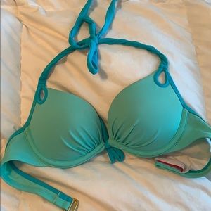 Victoria’s secret bikini top